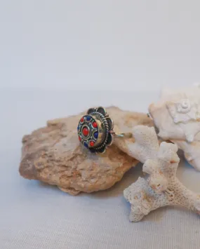 Big tibetan stone ring | Floral dark blue and red