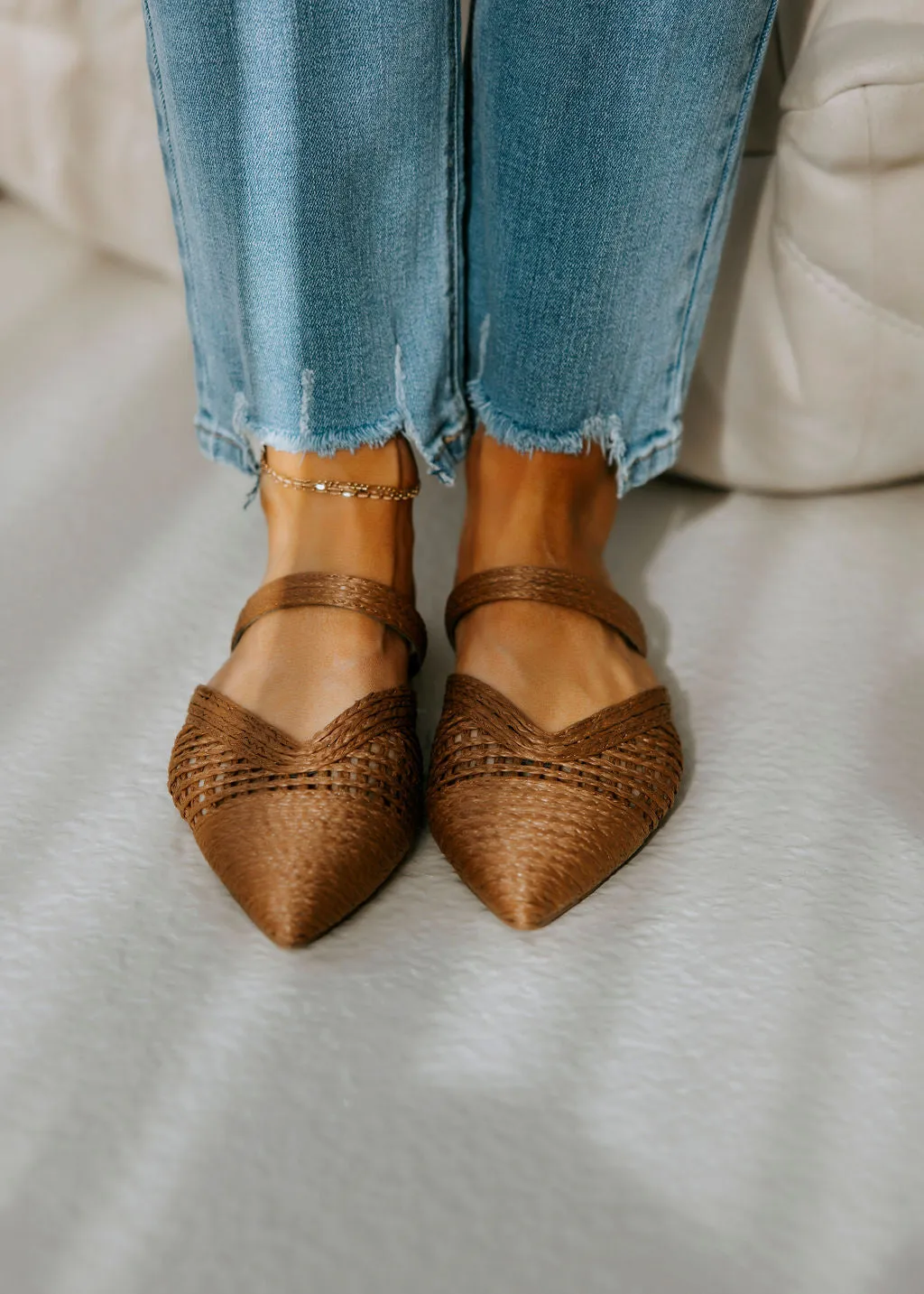 Eladio Raffia Mule Flat
