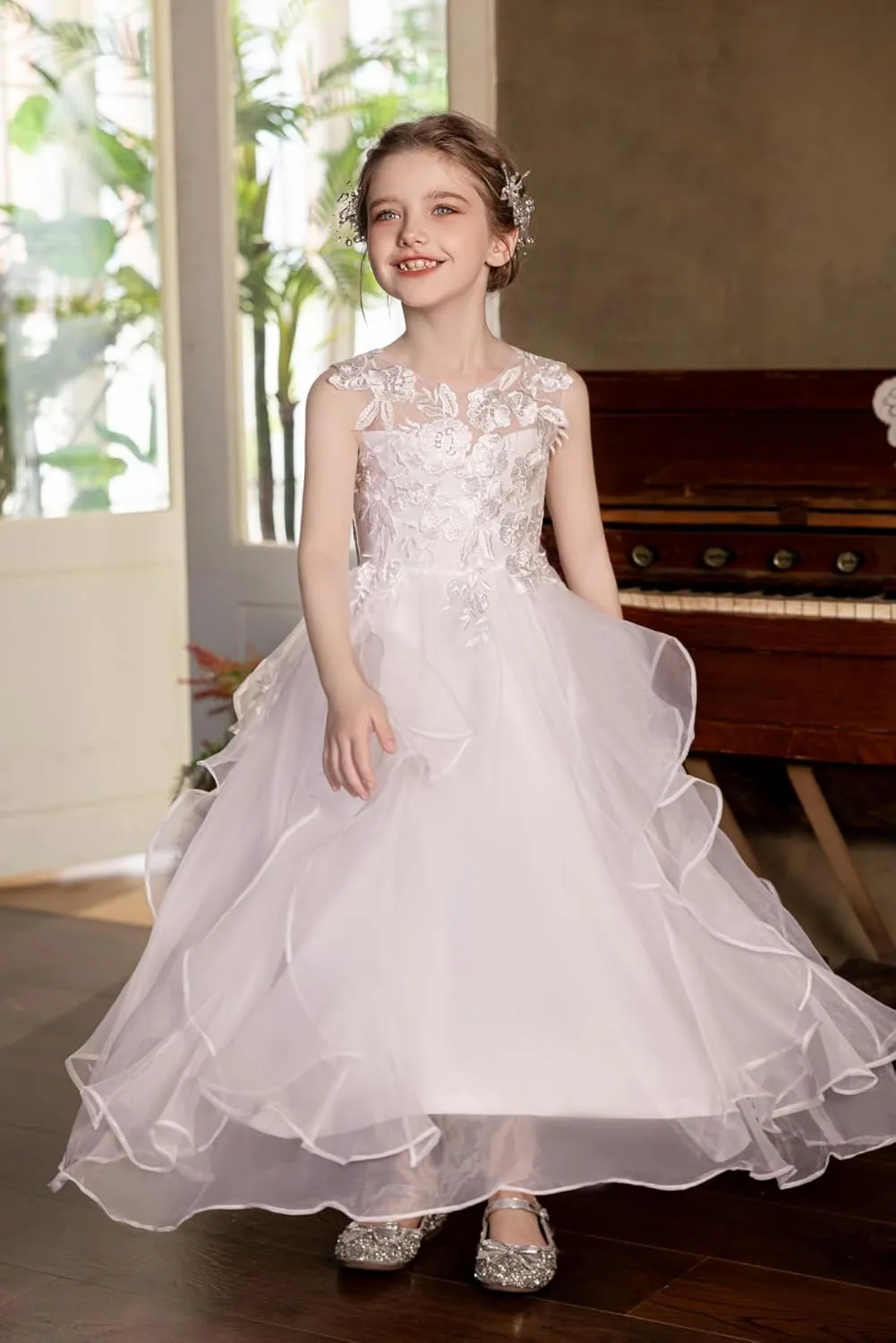 Flower Girl Dresses for Wedding Lace Appliques Pageant Dress Tulle Sleeveless First Communion Dresses for Girls