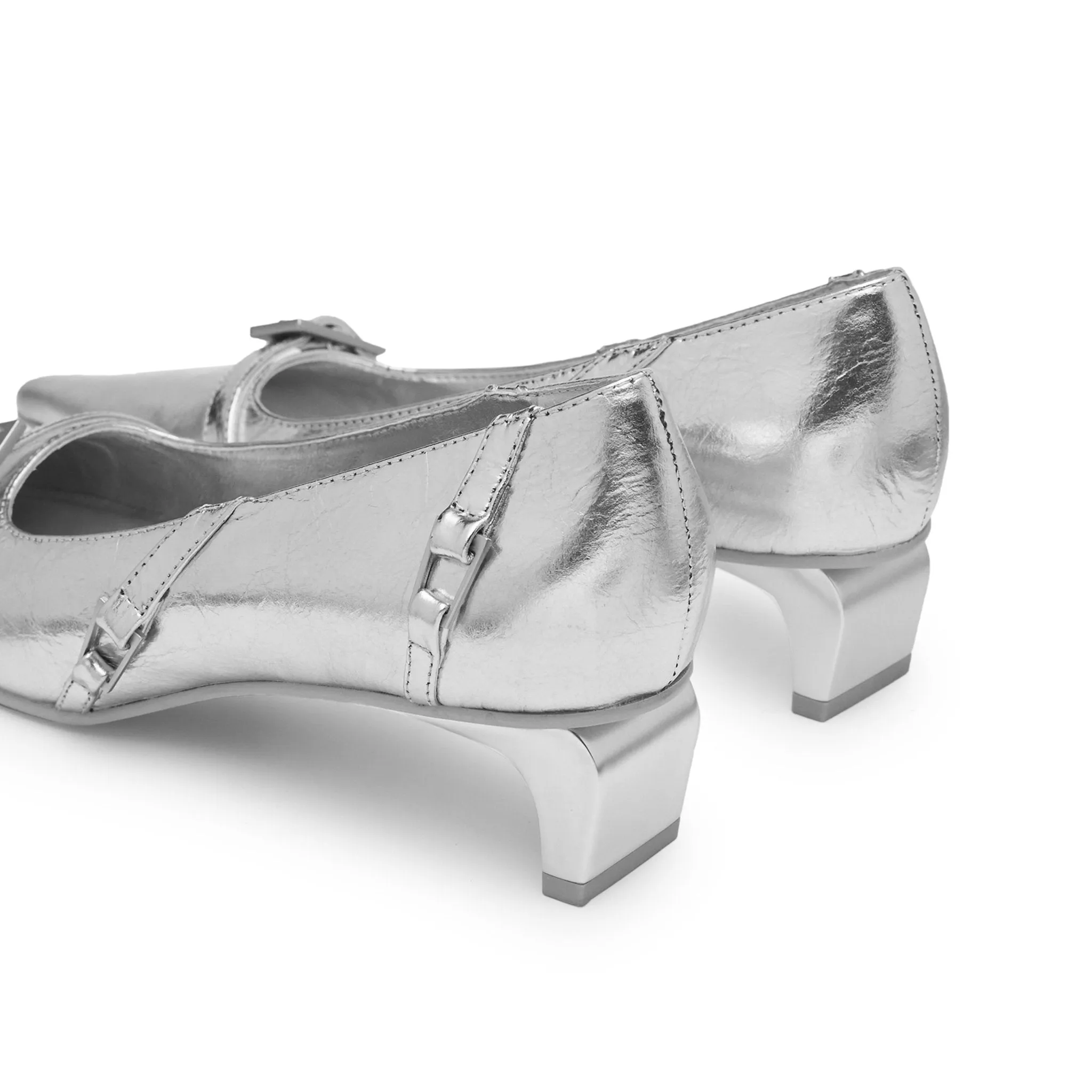 Irregular Thin Strip Shoes With Low Heels Pointed Toes In Sliver