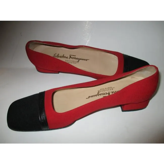 Salvatore Ferragamo Red Boutique Black Toe Square Toe Embossed Logo Flats Size Us